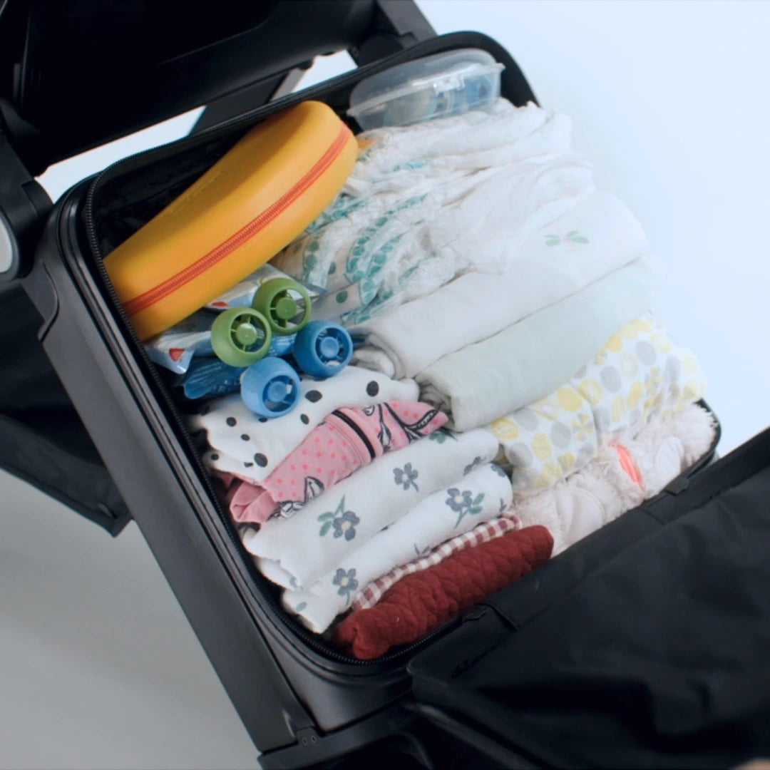 🌍 **Meet the World's First 2-in-1 Travel Stroller &amp; Luggage!** ✈️